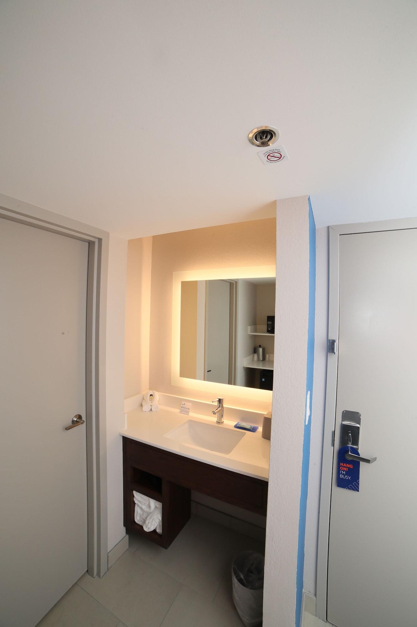Holiday Inn Express Naperville By Ihg Exteriör bild