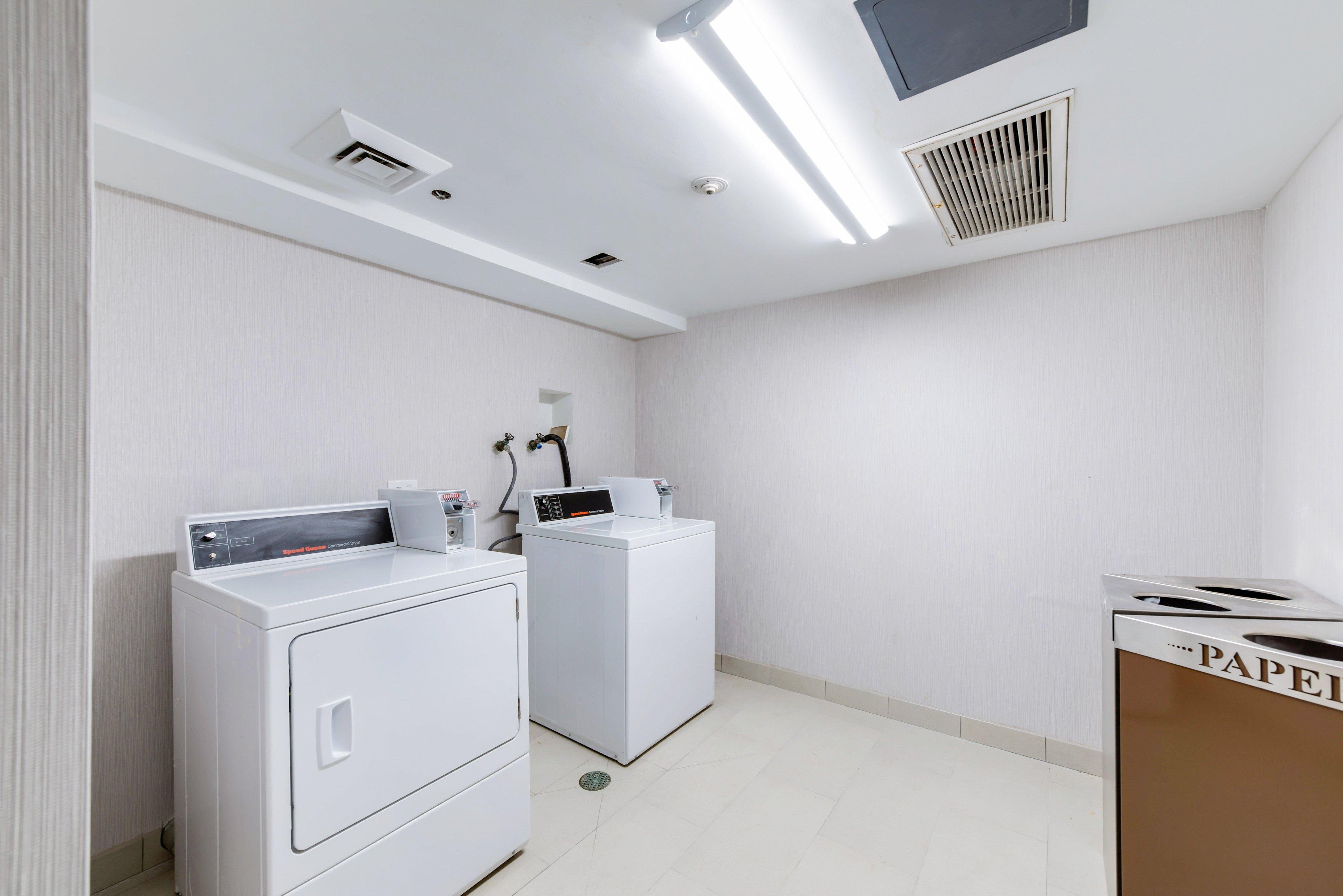 Holiday Inn Express Naperville By Ihg Exteriör bild